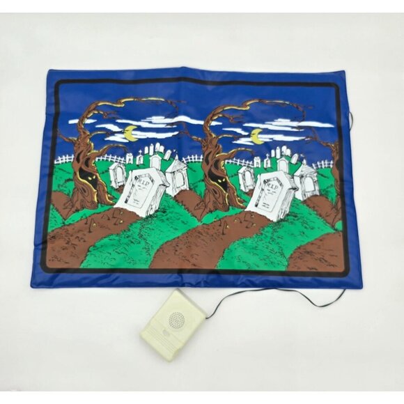VTG Halloween Cemetery Sound-Activated Mat w/ Speaker Haunted Graveyard 21"x15" - Picture 1 of 8